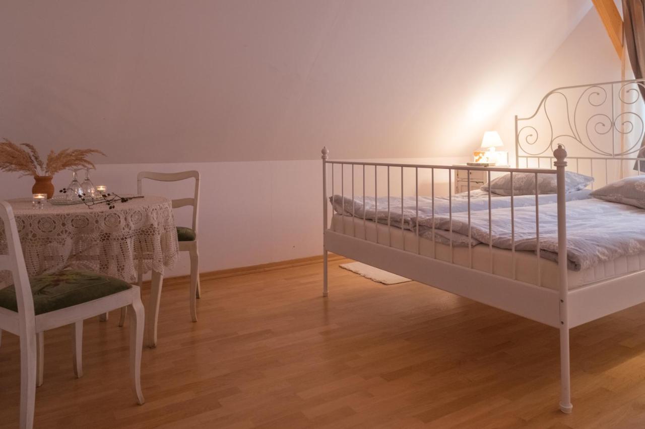 Bed and Breakfast Miodowa Kolonia Беловеж Экстерьер фото
